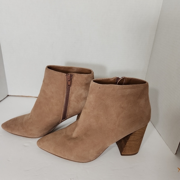 Steve Madden Simmer suede leather heeled bootie tan size 9 - Picture 3 of 8